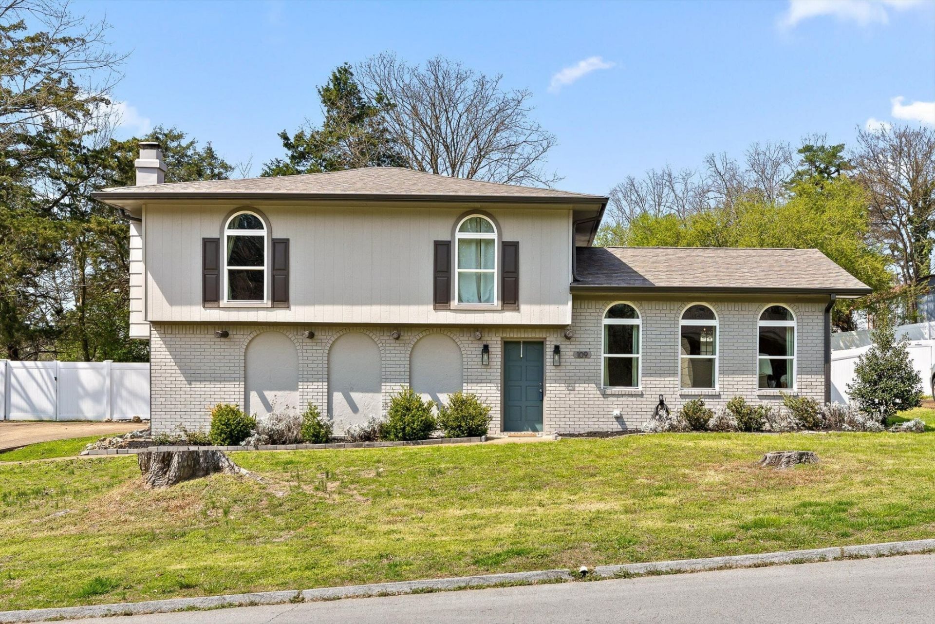 109 Rolling Ridge Drive , Chattanooga, TN 37421 Main Photo