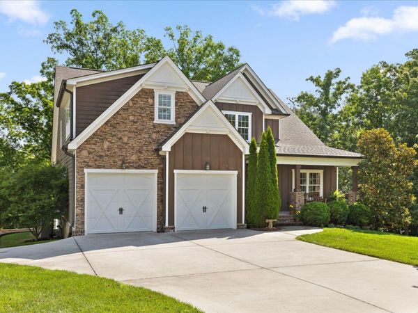 697 Sugar Leaf Lane , Soddy Daisy, TN 37379