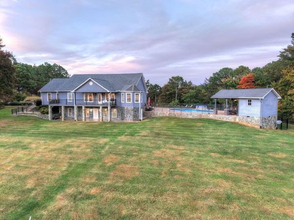 334 Belaire Drive , Copperhill, TN 37317