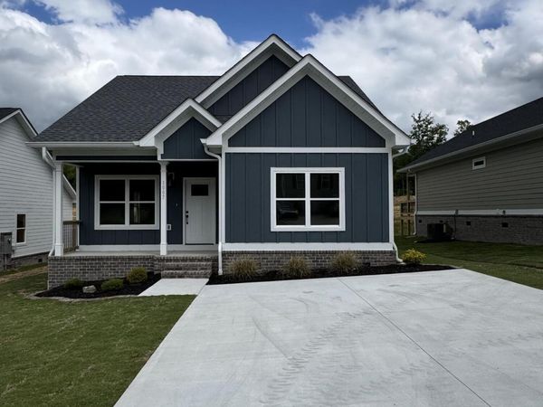 1007 Mccann Drive SE, Cleveland, TN 37311