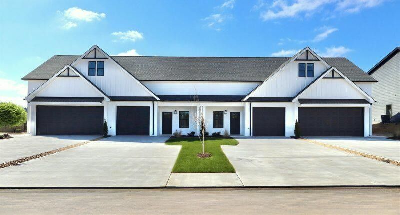 3242 Green Turtle Lane Ne, Cleveland, TN 37323 Main Photo