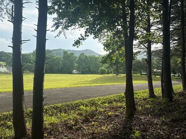 7 Tennessee 68 , Unit #7, Turtletown, TN 37391