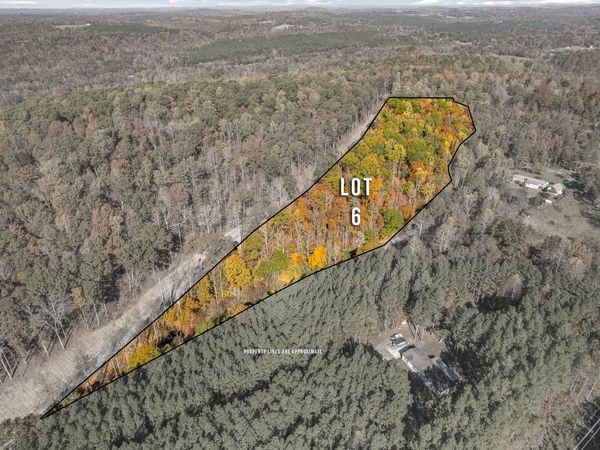 6 County Road 29, Unit 6, Riceville, TN 37370