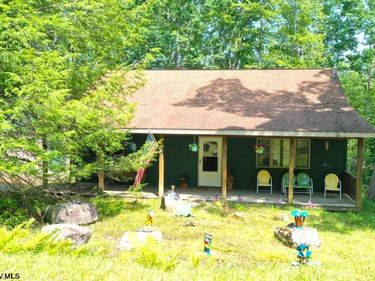 644 Pine Drive, Terra Alta, WV 26764
