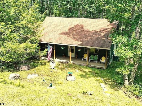 644 Pine Drive, Terra Alta, WV 26764