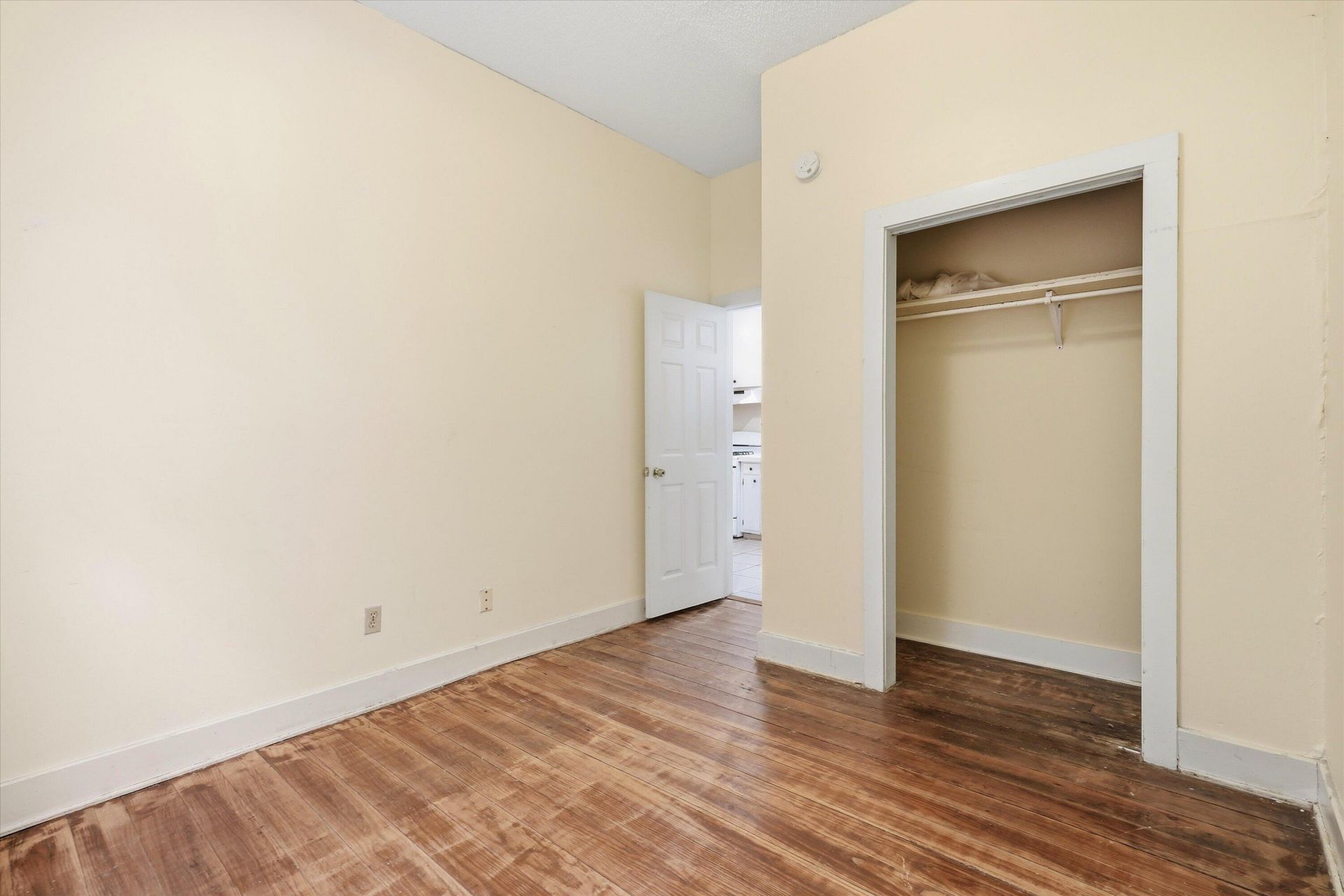 96 Bogard Street Photo 25