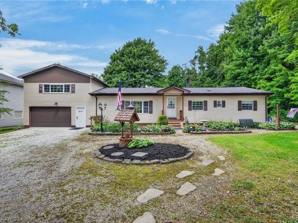 15890 Moseley Road , Madison, OH 44057