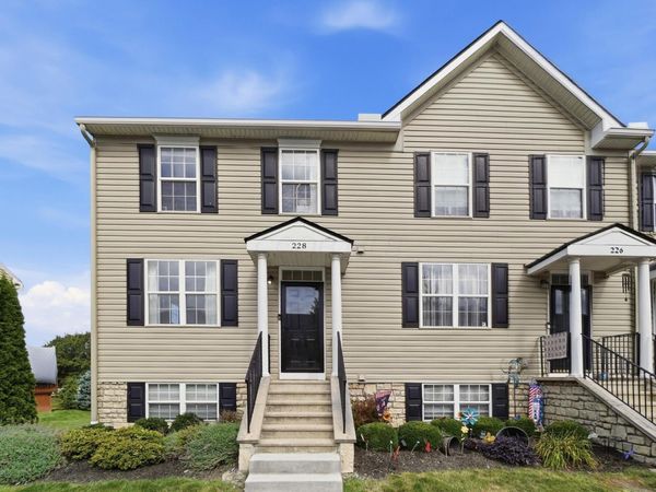 228 Millpond Road , Sunbury, OH 43074