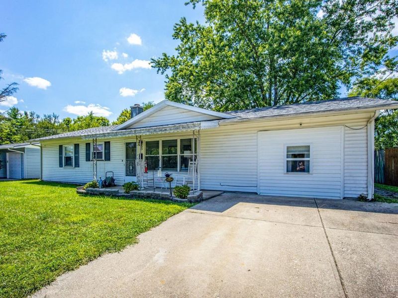90 Whippoorwill Drive, Harrison, OH 45030 Photo 2