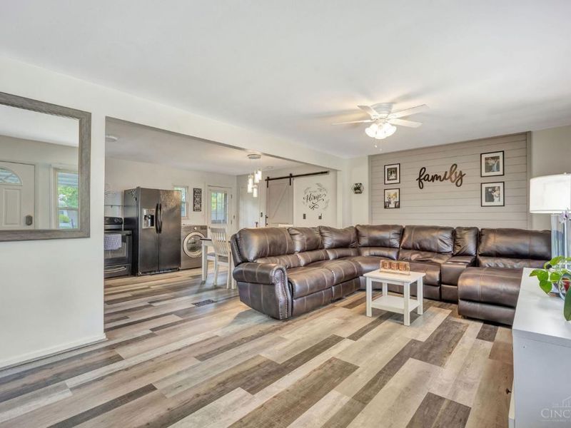 90 Whippoorwill Drive, Harrison, OH 45030 Photo 6