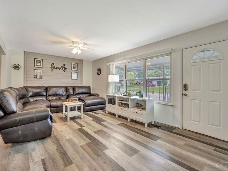 90 Whippoorwill Drive, Harrison, OH 45030 Photo 8