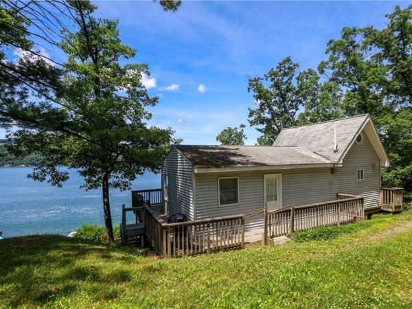 10980 E Lake Road, Hammondsport, NY 14840
