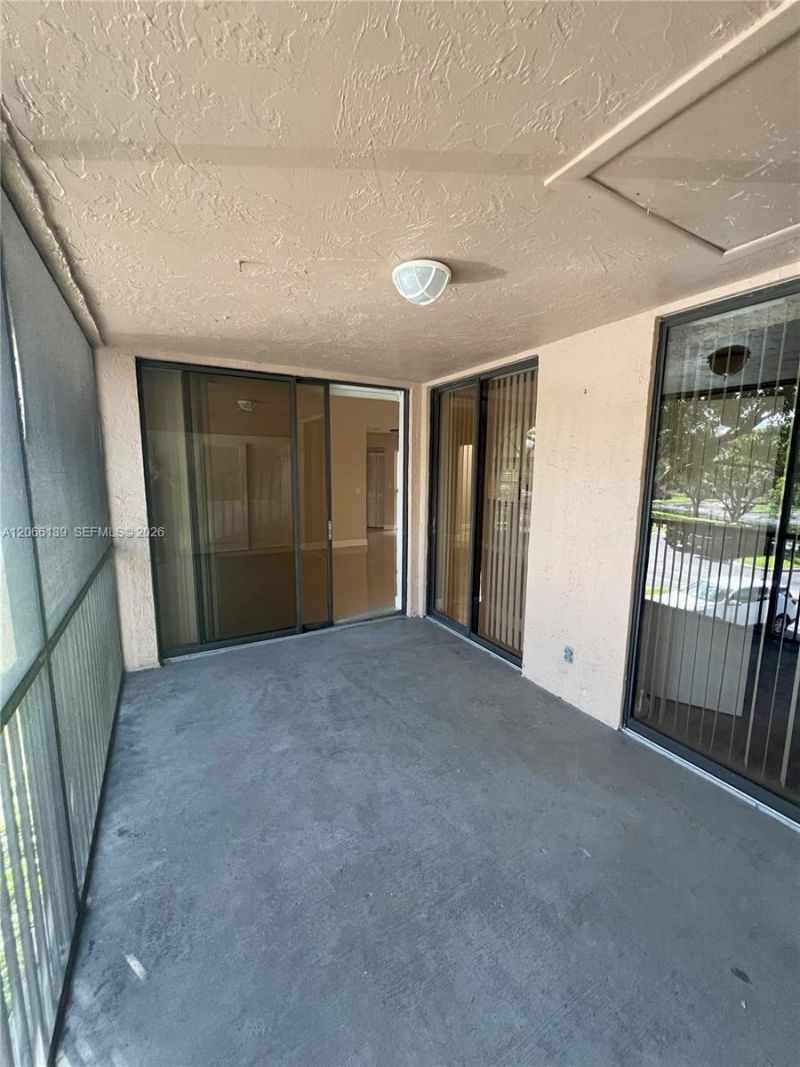 10700 NW 14th St , Unit 142, Plantation, FL 33322 Photo