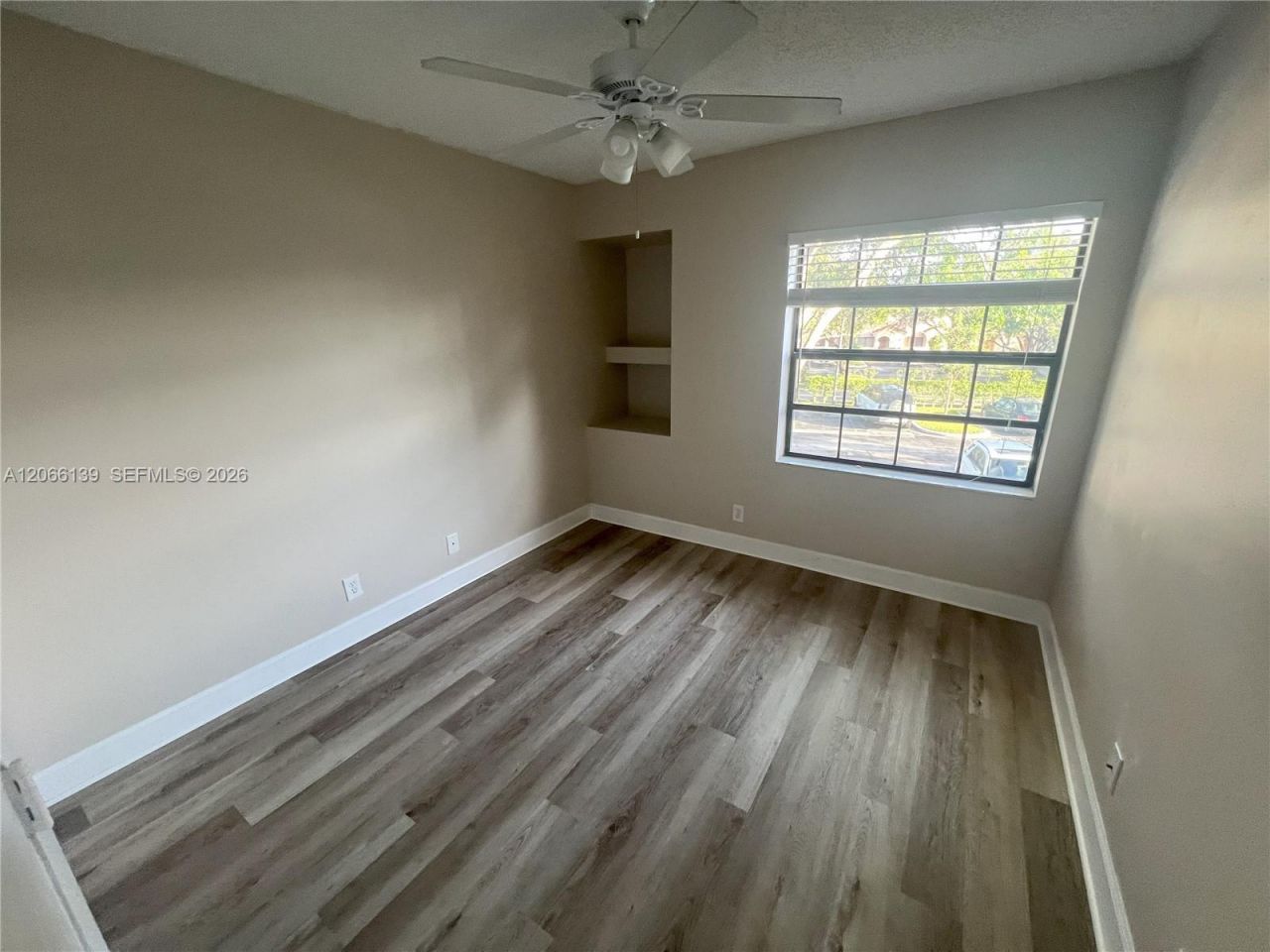10700 NW 14th St , Unit 142, Plantation, FL 33322 Photo