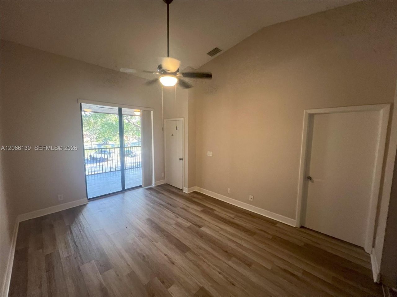 10700 NW 14th St , Unit 142, Plantation, FL 33322 Photo