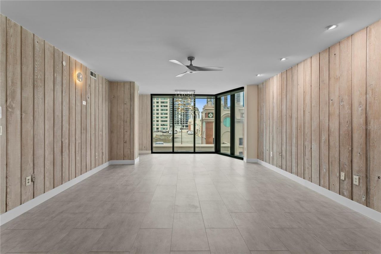 1 Beach Drive Se, Unit 1112, Saint Petersburg, FL 33701 Photo