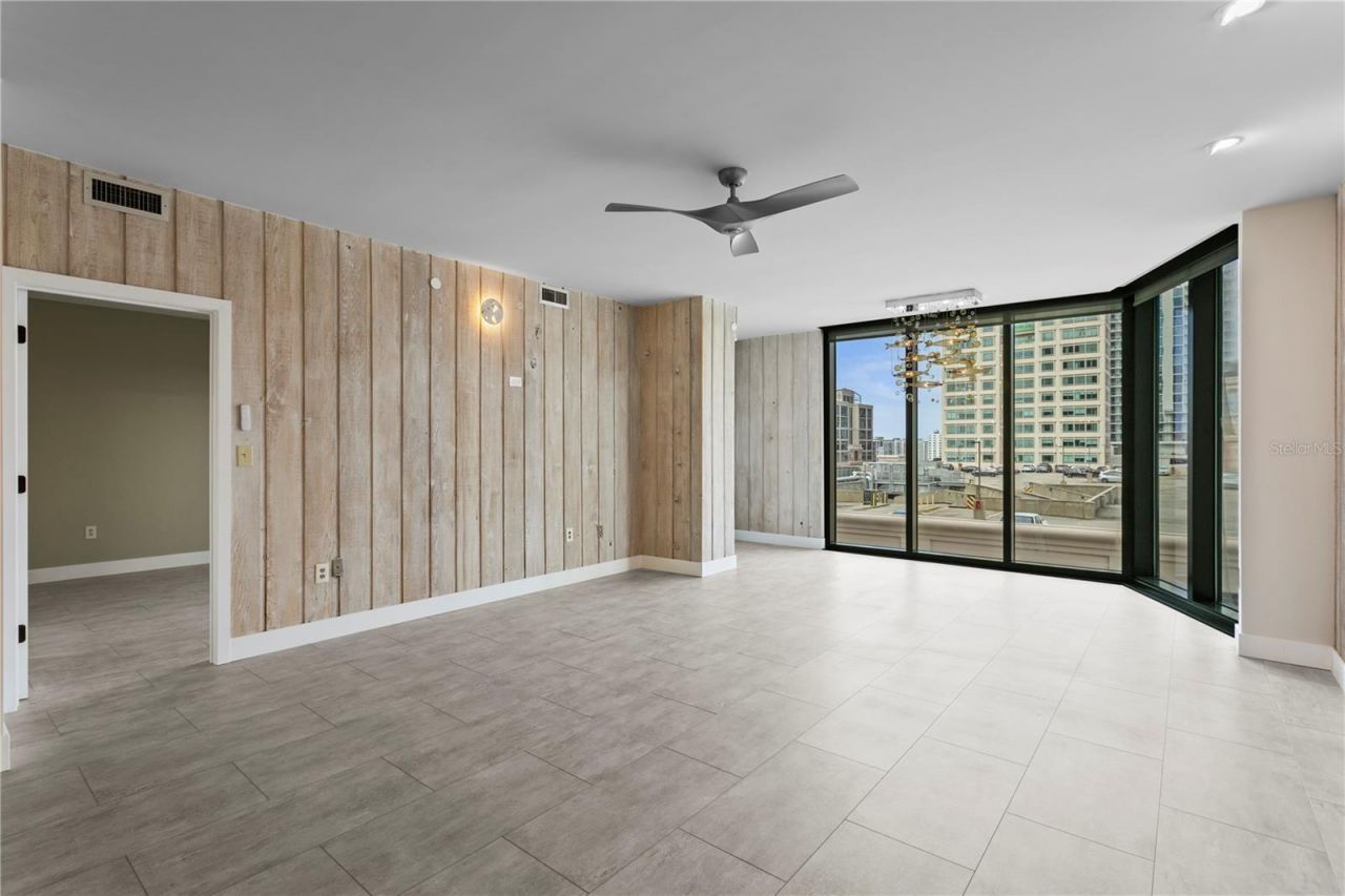 1 Beach Drive Se, Unit 1112, Saint Petersburg, FL 33701 Photo