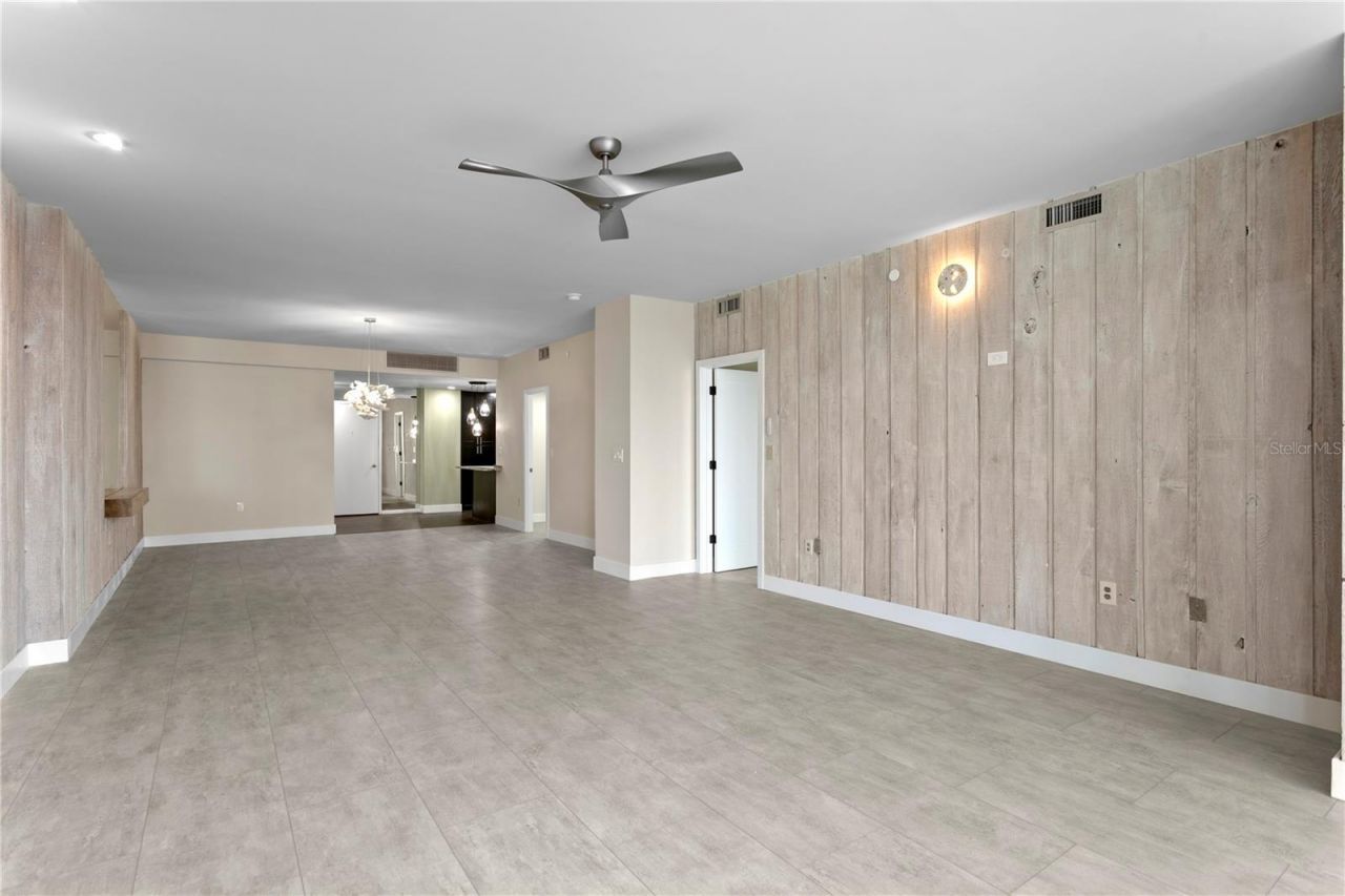 1 Beach Drive Se, Unit 1112, Saint Petersburg, FL 33701 Photo