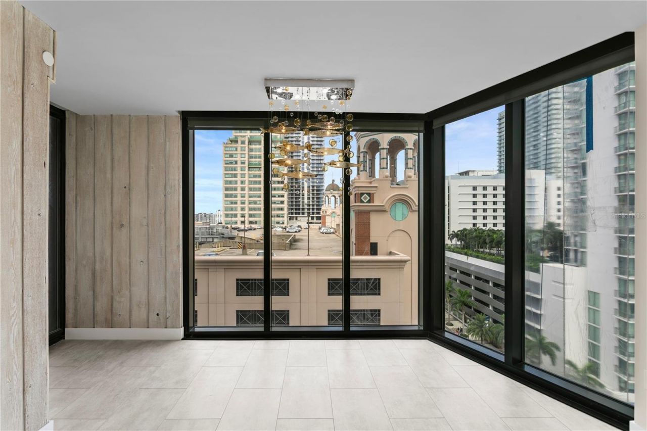 1 Beach Drive Se, Unit 1112, Saint Petersburg, FL 33701 Photo
