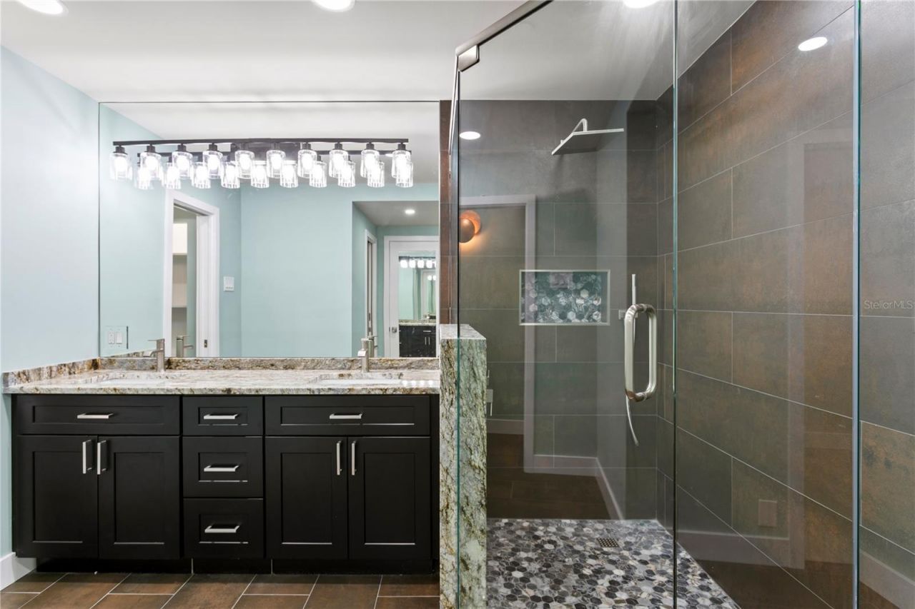 1 Beach Drive Se, Unit 1112, Saint Petersburg, FL 33701 Photo