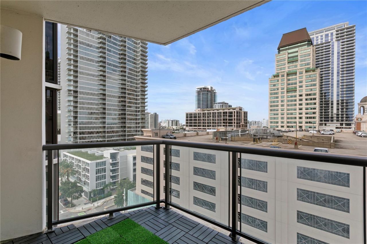 1 Beach Drive Se, Unit 1112, Saint Petersburg, FL 33701 Photo