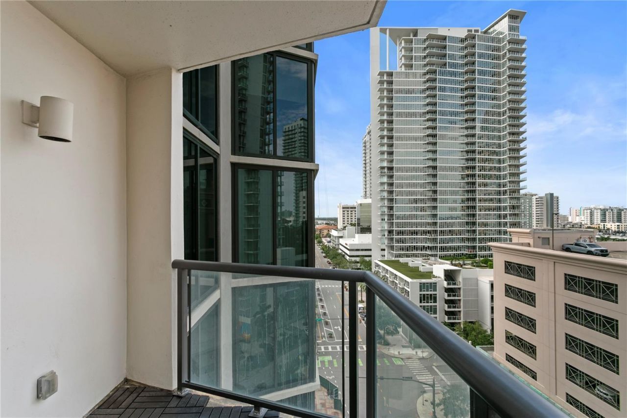 1 Beach Drive Se, Unit 1112, Saint Petersburg, FL 33701 Photo