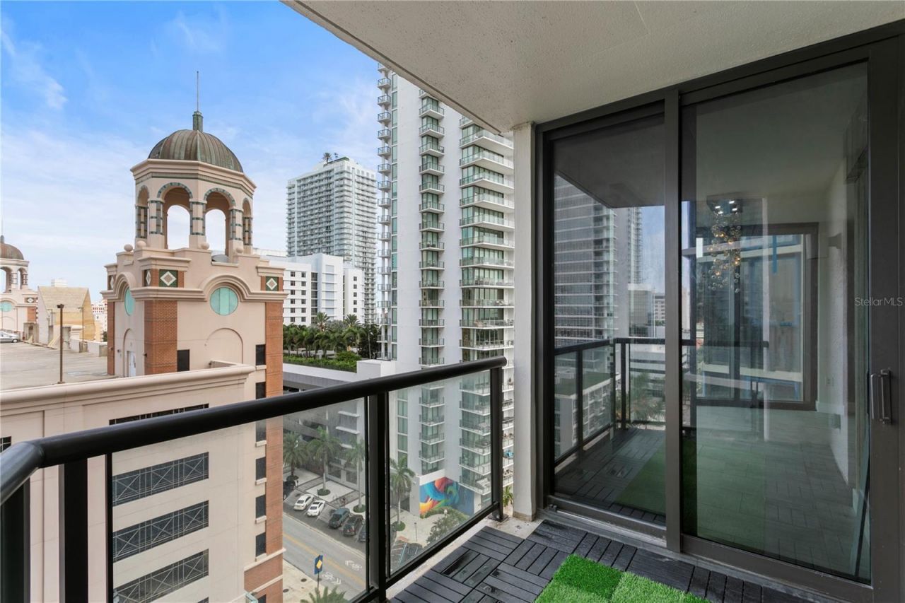 1 Beach Drive Se, Unit 1112, Saint Petersburg, FL 33701 Photo