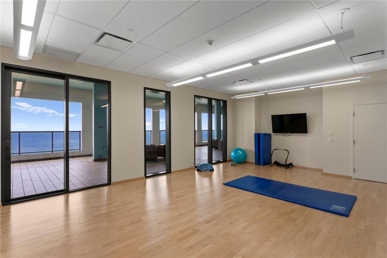1 Beach Drive Se, Unit 1112, Saint Petersburg, FL 33701 Photo