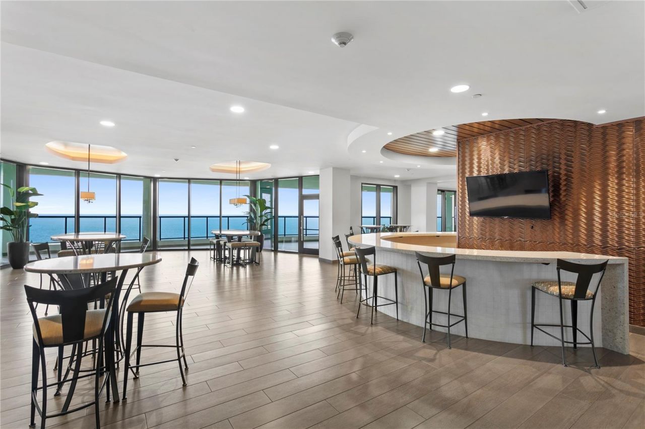 1 Beach Drive Se, Unit 1112, Saint Petersburg, FL 33701 Photo