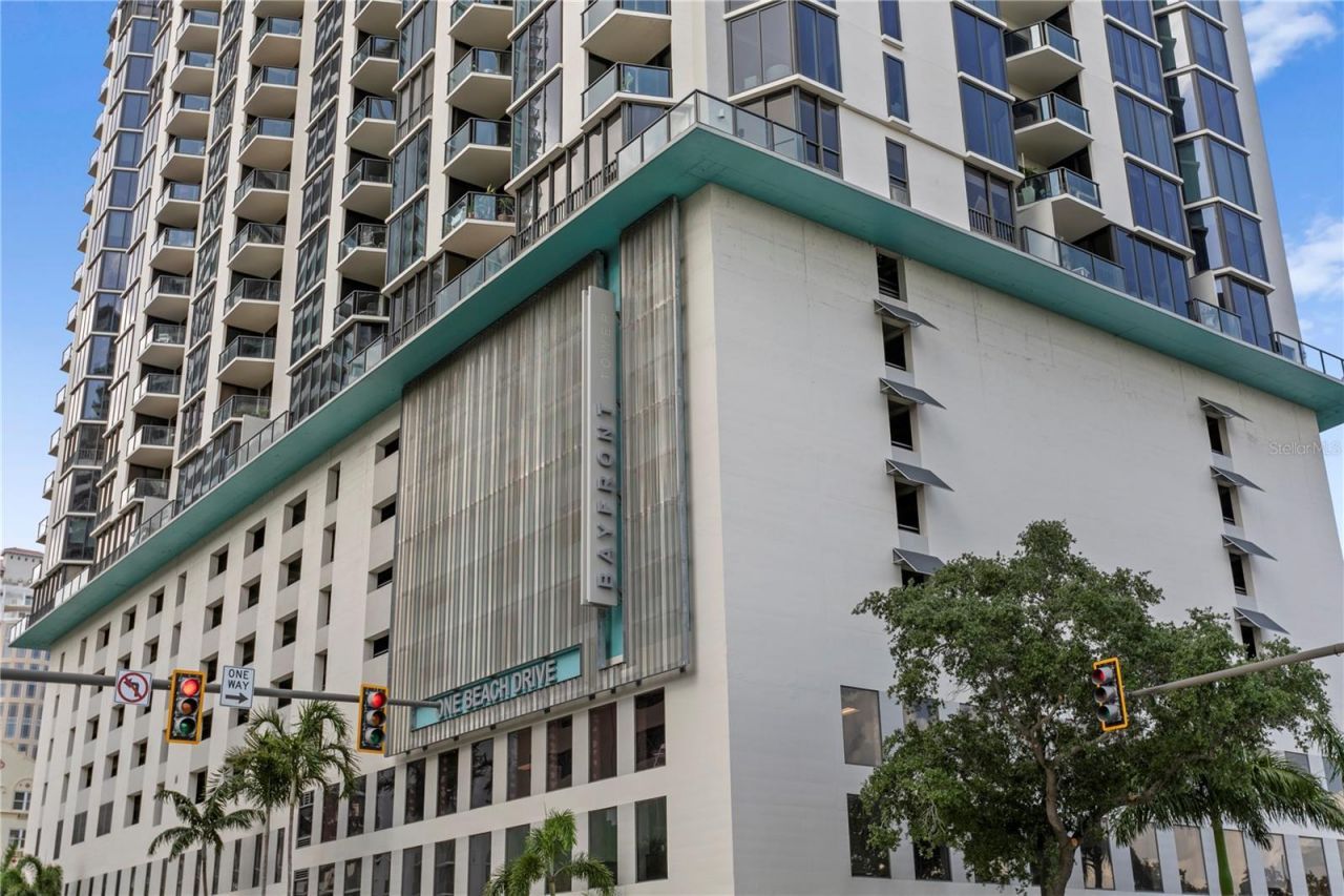1 Beach Drive Se, Unit 1112, Saint Petersburg, FL 33701 Photo
