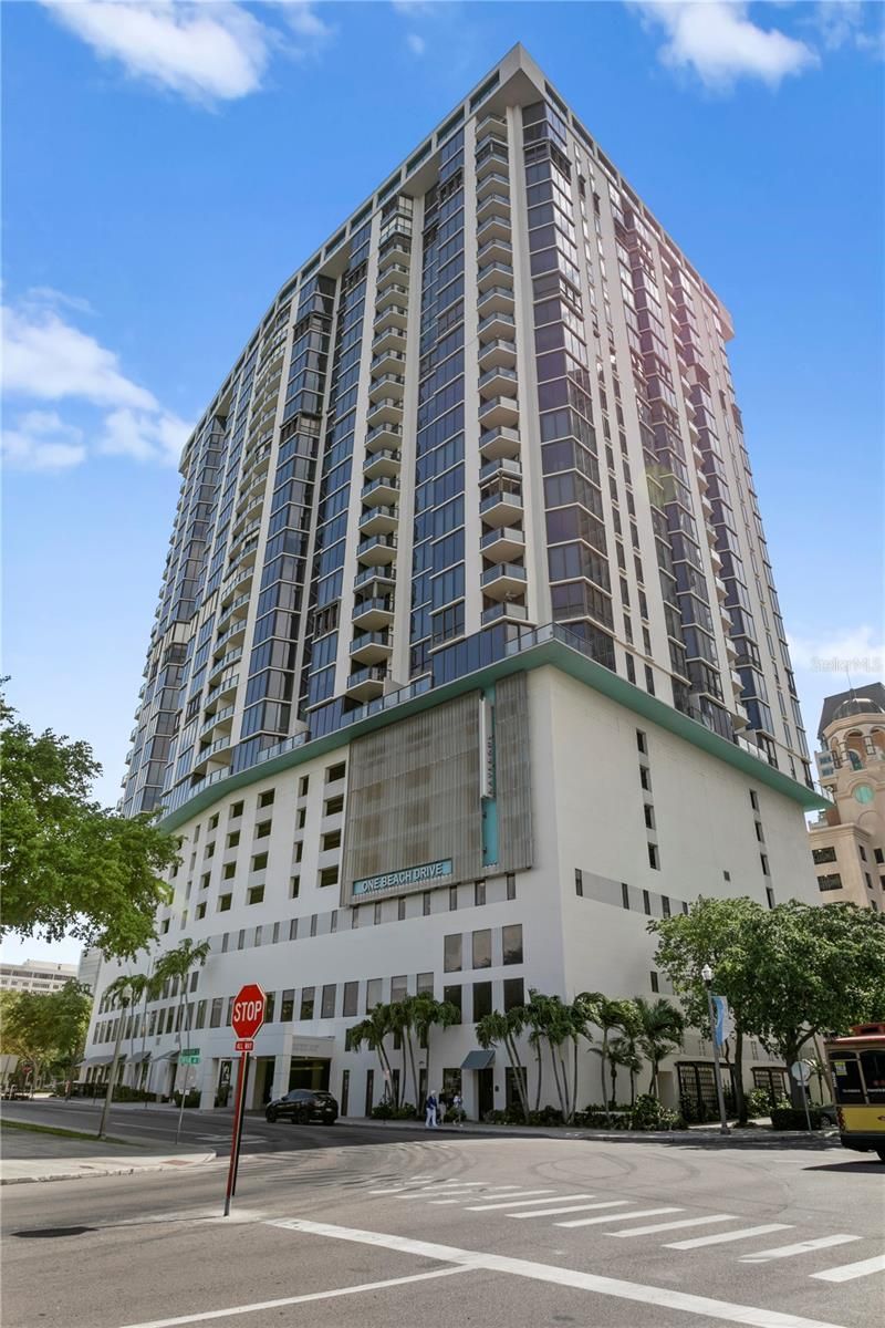 1 Beach Drive Se, Unit 1112, Saint Petersburg, FL 33701 Photo