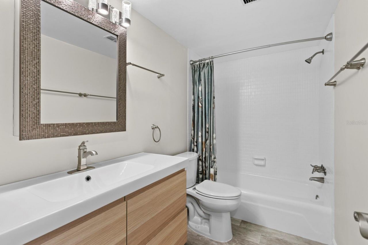 1200 N Shore Drive Ne, Unit 316, Saint Petersburg, FL 33701 Photo
