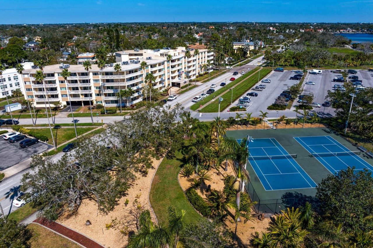 1200 N Shore Drive Ne, Unit 316, Saint Petersburg, FL 33701 Photo