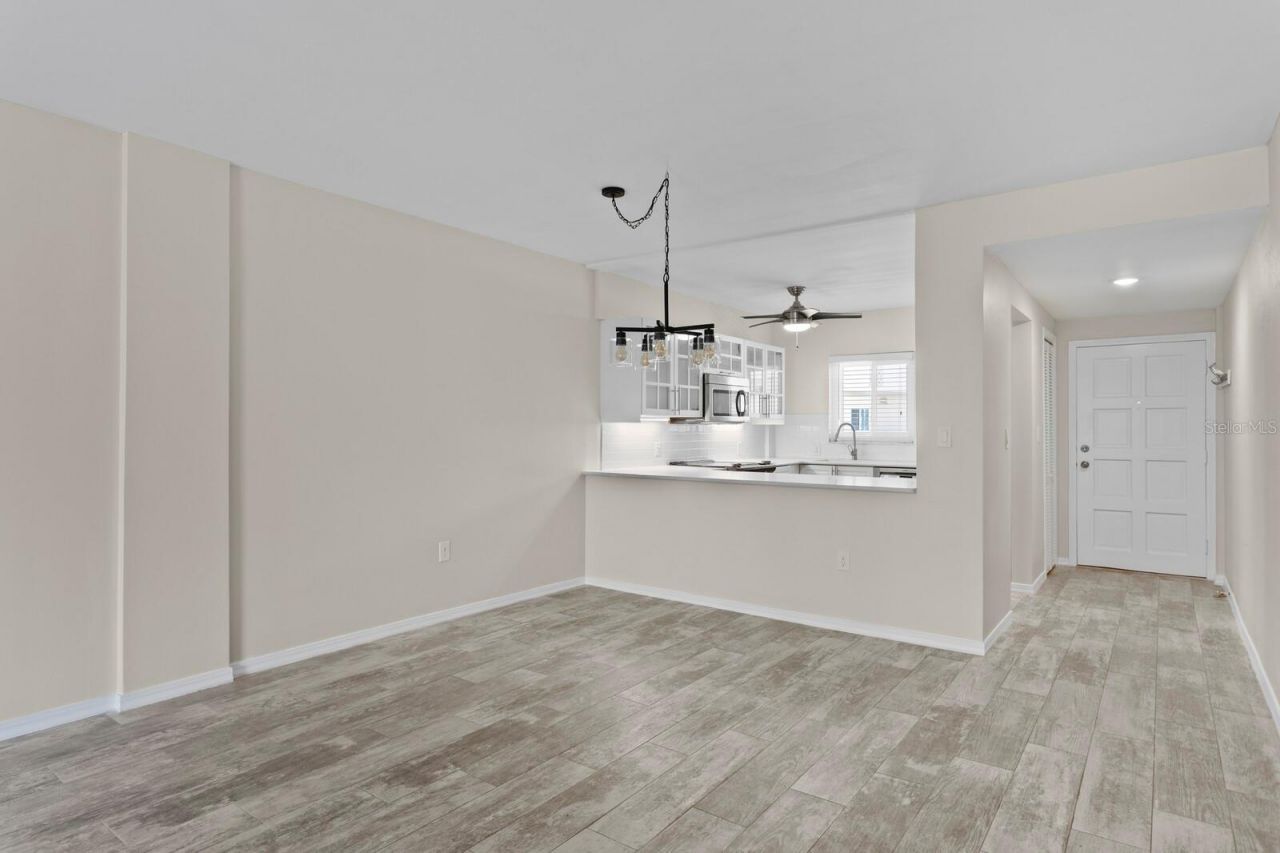 1200 N Shore Drive Ne, Unit 316, Saint Petersburg, FL 33701 Photo
