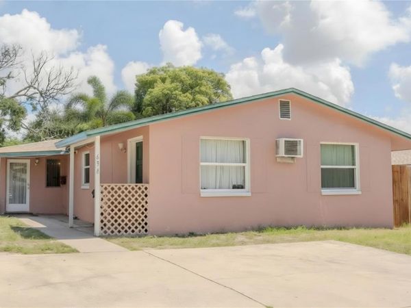 636 DOGWOOD COURT , DUNEDIN, FL 34698