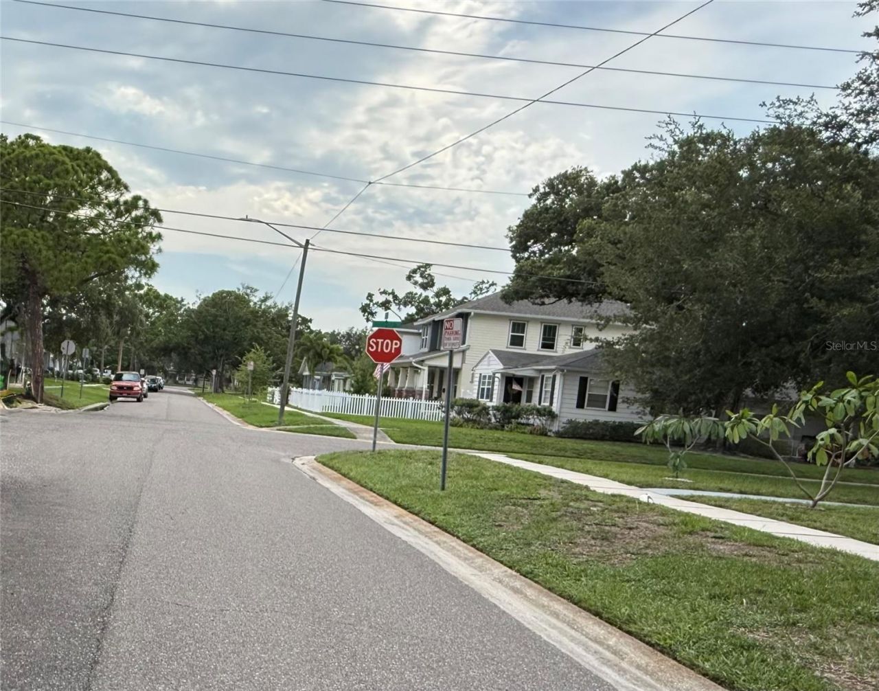 766 51st Avenue N, Saint Petersburg, FL 33703 Photo