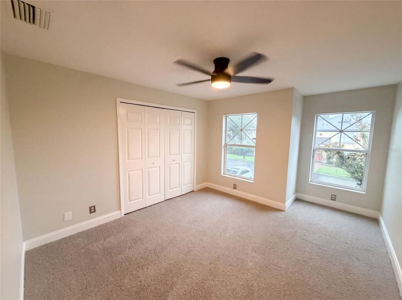 112 Coquina Bay Drive, Saint Petersburg, FL 33705 Photo