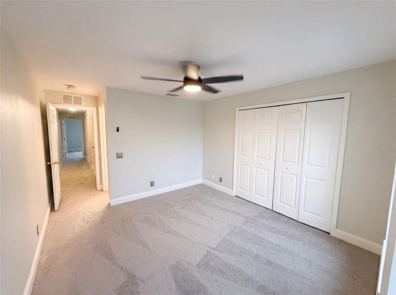112 Coquina Bay Drive, Saint Petersburg, FL 33705 Photo