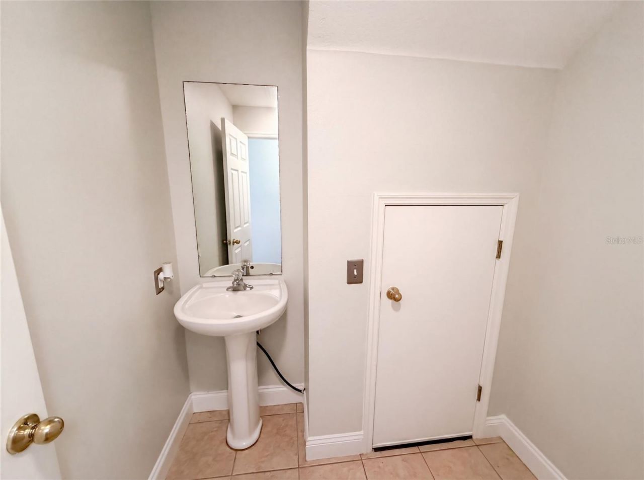 112 Coquina Bay Drive, Saint Petersburg, FL 33705 Photo