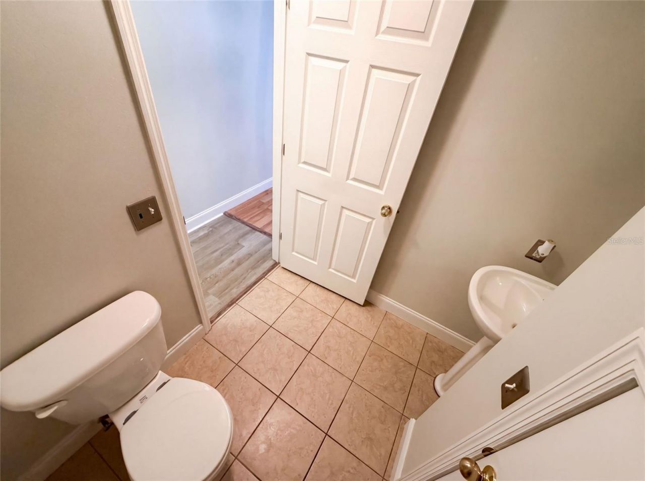 112 Coquina Bay Drive, Saint Petersburg, FL 33705 Photo
