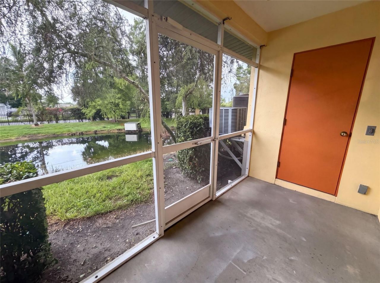 112 Coquina Bay Drive, Saint Petersburg, FL 33705 Photo