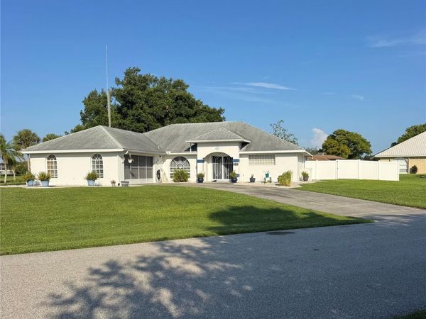 6233 PEBBLE LANE , SEBRING, FL 33876