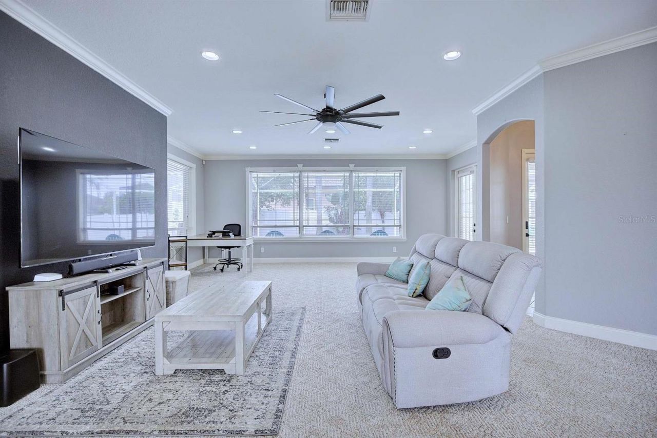 2856 Meridian Point Lane, Lakeland, FL 33812 Photo