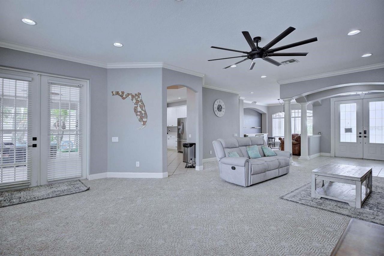 2856 Meridian Point Lane, Lakeland, FL 33812 Photo