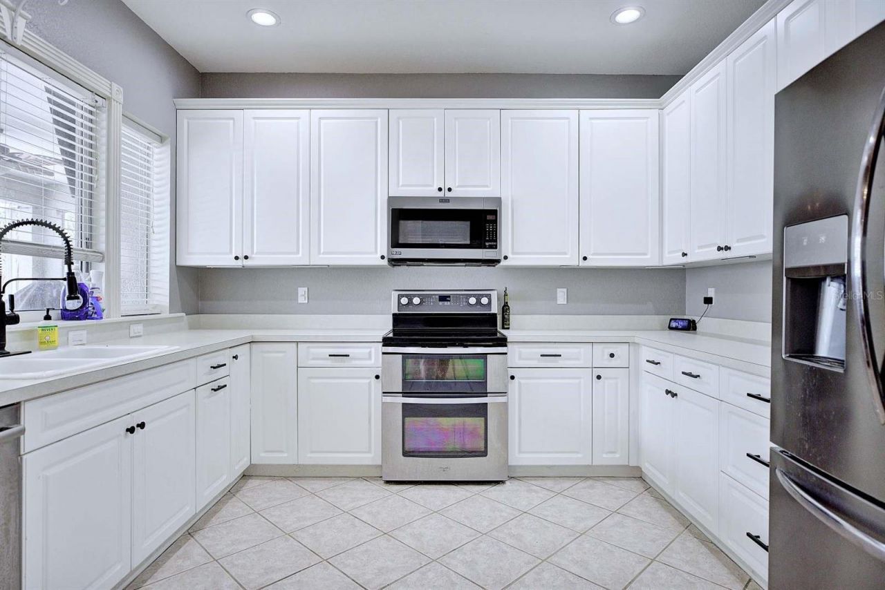 2856 Meridian Point Lane, Lakeland, FL 33812 Photo