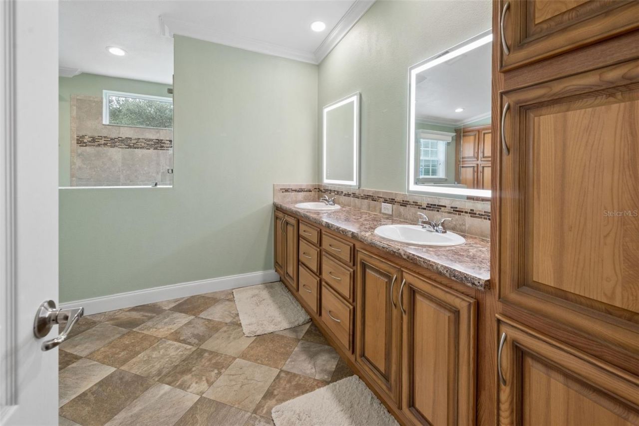 8261 NE 118th Terrace, Bronson, FL 32621 Photo