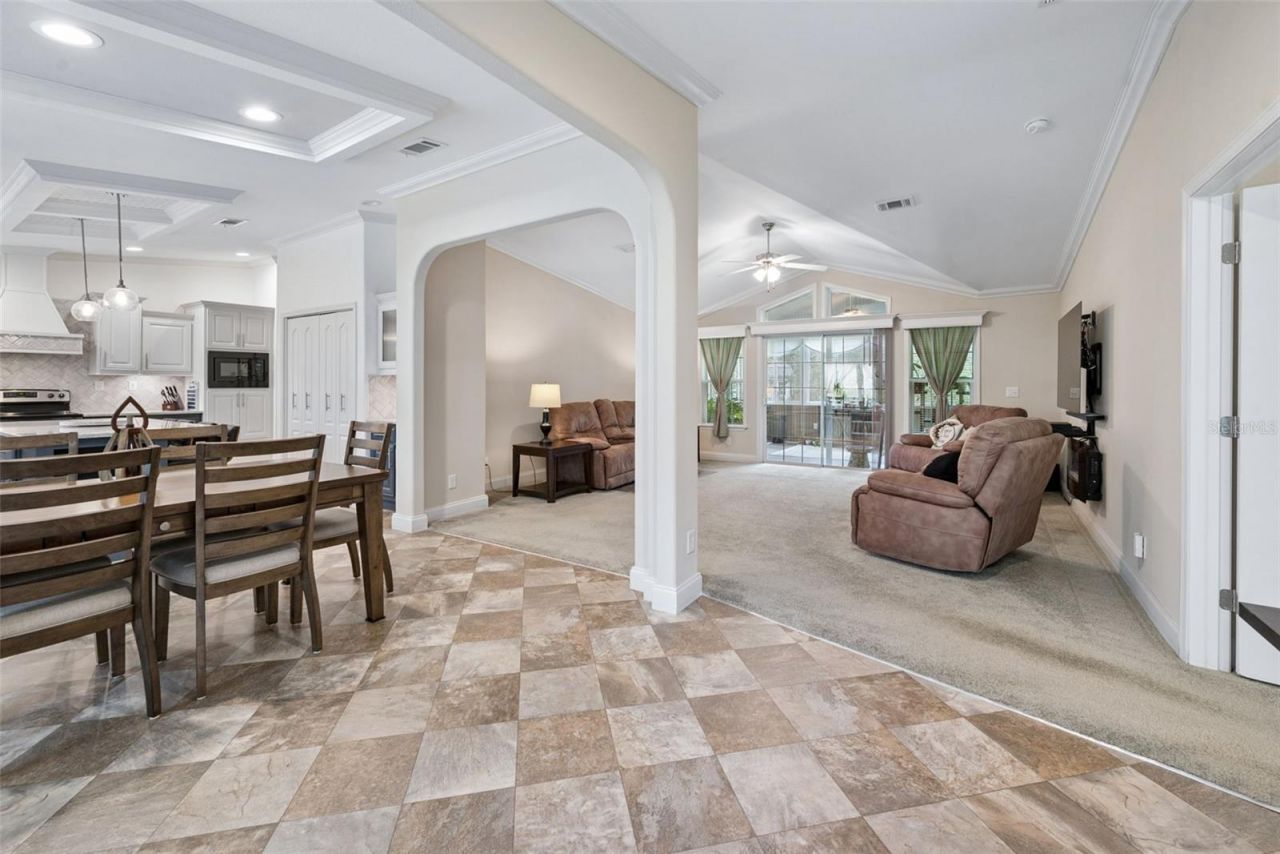 8261 NE 118th Terrace, Bronson, FL 32621 Photo