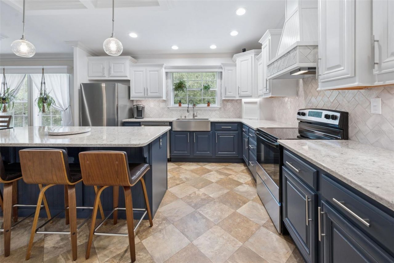 8261 NE 118th Terrace, Bronson, FL 32621 Photo