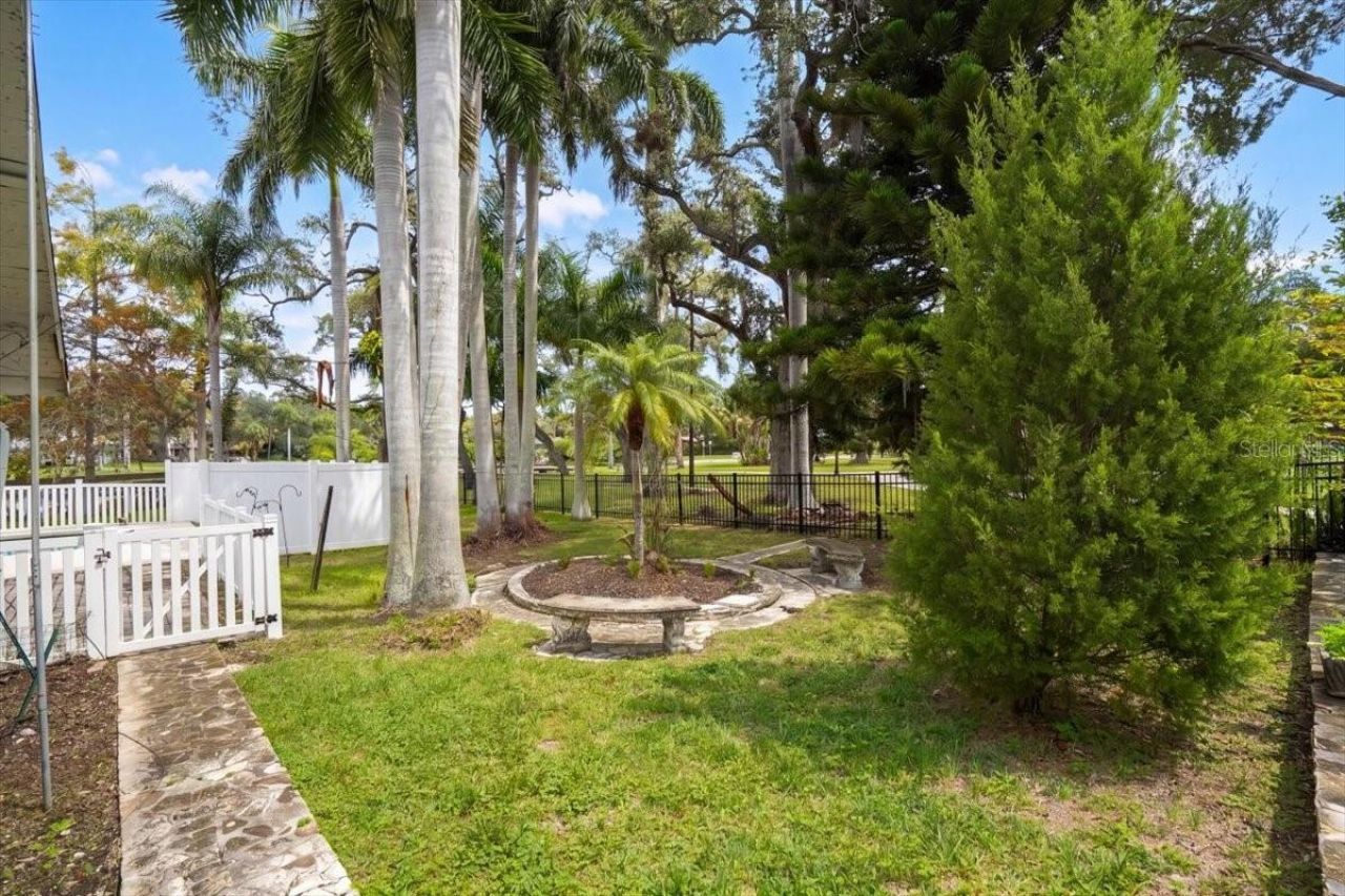 1830 9th Avenue W, Bradenton, FL 34205 Photo