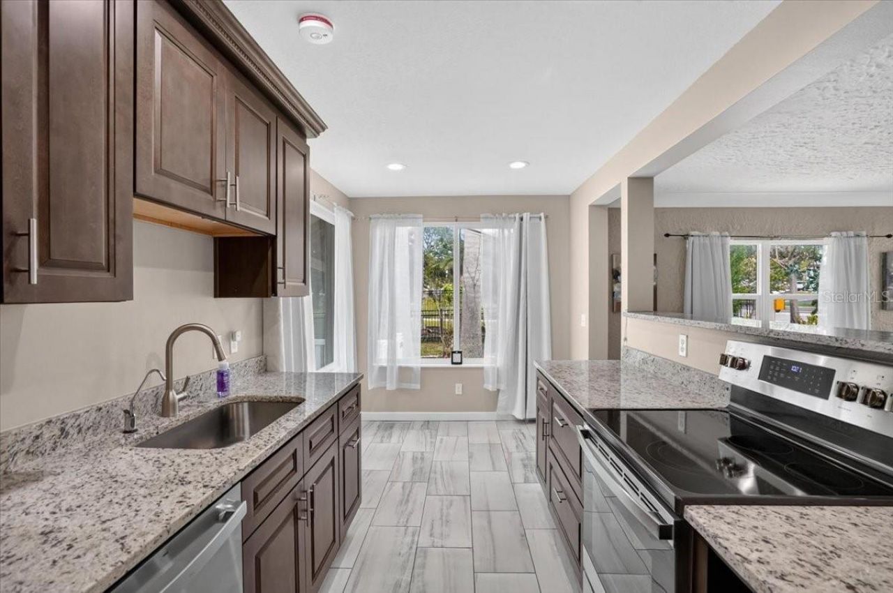 1830 9th Avenue W, Bradenton, FL 34205 Photo